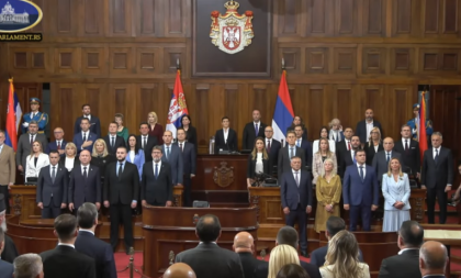 Formirana nova Vlada Srbije: Ovo su reči zakletve koju su položili ministri