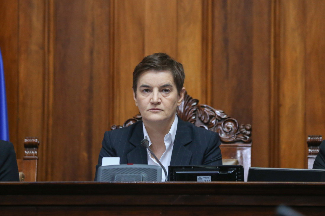 Sram vas bilo sve zajedno: Predsednica Skupštine Ana Brnabić reagovala na bezobzirno targetiranje Vučića!