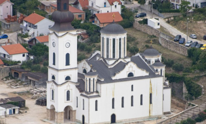 Prvi put od rušenja 1992. godine: U hramu Svete Trojice u Mostaru prva vaskršnja liturgija