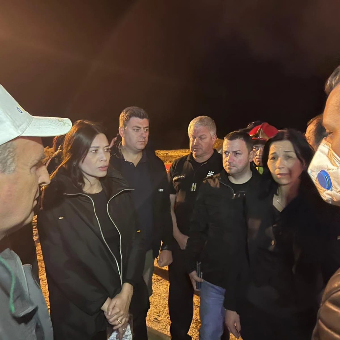 Ministarka Vujović nakon obilaska požara na deponiji Duboko: Uverila sam se da se sve čini da se požar što pre lokalizuje i ugasi