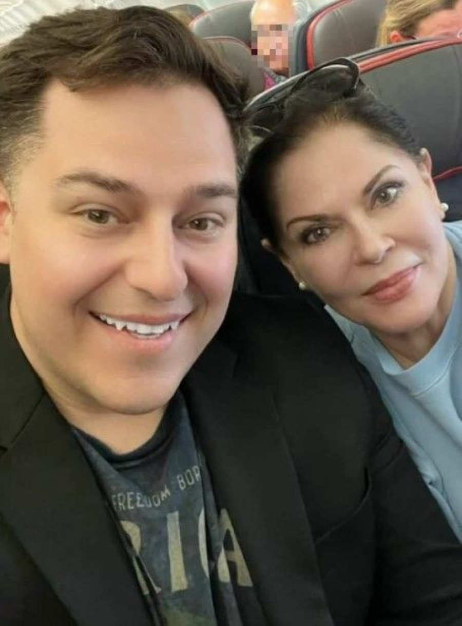 Mirjana Antonović sa nasmejanim sinom Devinom na putovanju: Otišli na ovu destinaciju (FOTO)