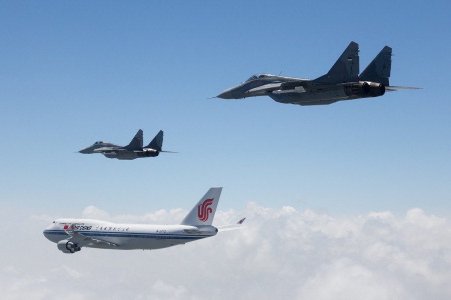 Predsednik Kine Si Đinping stigao u Srbiju: Dočekao ga predsednik Vučić sa suprugom Tamarom!