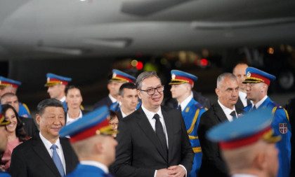 Oglasio se Vučić nakon dolaska kineskog šefa države: Poštovani predsedniče Si, uvaženi prijatelju, dobro nam došli u Srbiju!