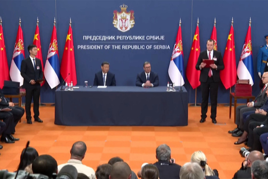 U toku ceremonija potpisivanja sporazuma: Prisustvuju predsednici Vučić i Si (FOTO/VIDEO)