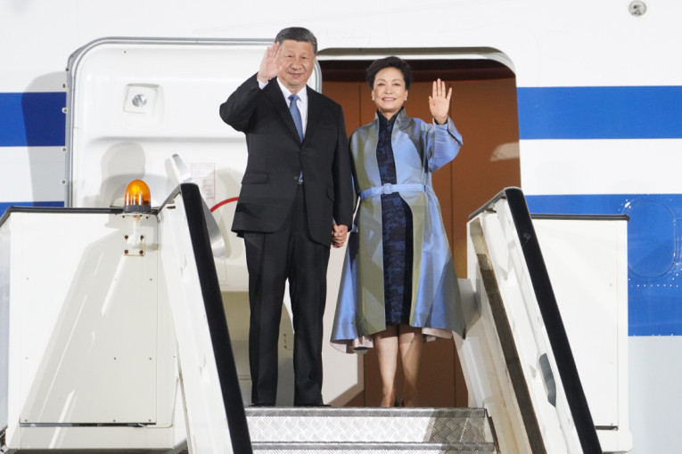 Sa predsednikom Kine stigla je i prva dama: Si Đinping je na ovaj način poslao važnu diplomatsku poruku (FOTO)