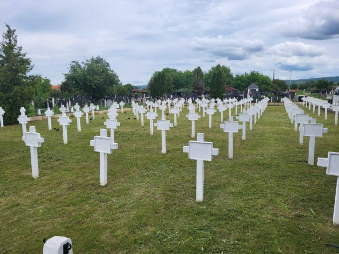 Osuđenici u Zaječaru čistili francusko vojno groblje: Ali ovo nije prvi put da učestvuju u ovakvim projektima