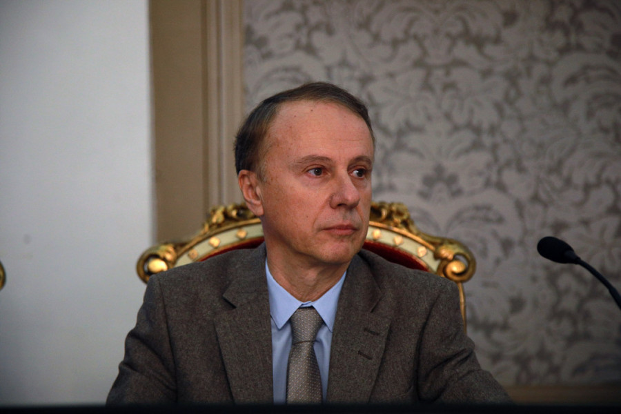 Ko su u stvari članovi "ekspertske grupe" koja će se baviti analizom zahteva studenata?