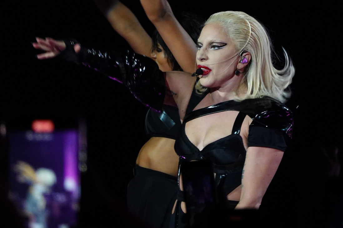 Film snimljen pred 52.000 ljudi: Trenutak kada je Lejdi Gaga pokazala svoju moć (FOTO/VIDEO)