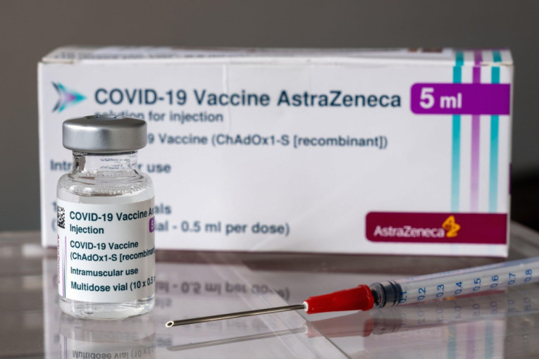 Šta raditi ako ste primili povučenu AstraZeneka vakcinu protiv kovida? Otkriveno koji su simptomi opasni i kada se javljaju