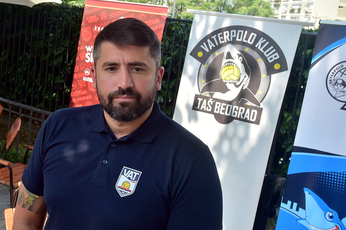 "Ana i ja smo seli da popričamo!" Nikola Rađen o porodici i teškim trenucima: To je kod nas nažalost tako!