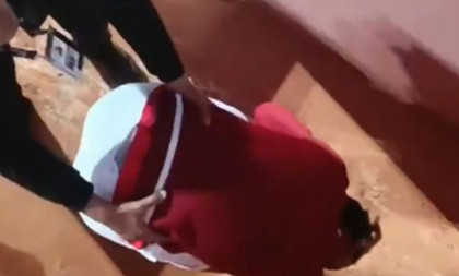 Skandal: Novak pogođen flašom u glavu - bilo je i krvi! (VIDEO)