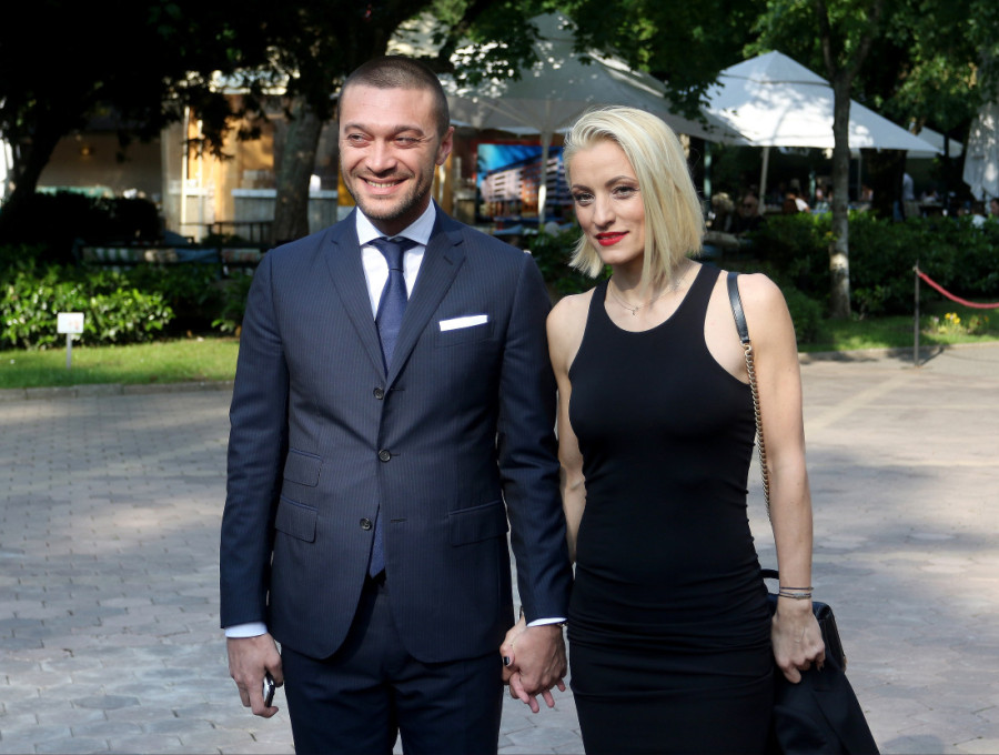 Razveo se Ivica Iliev! Odlučili da stave tačku posle skoro 20 godina braka i troje dece (FOTO)