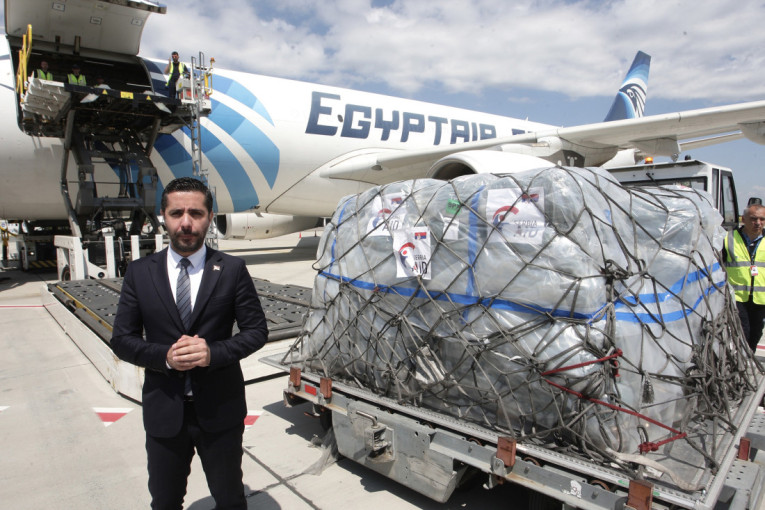Momirović ispratio drugi avion sa humanitarnom pomoći za Gazu: Ako bude potrebno poslaćemo i dodatnu pomoć (FOTO)