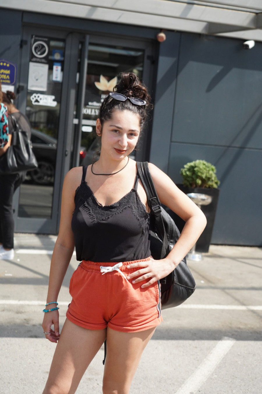 Bivša rijaliti učesnica o misterioznoj smrti brata: Pronađen bez majice i obuće, sumnjaju na sektu