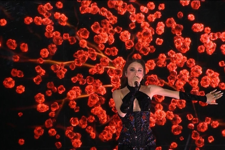 Finale najskandaloznije „Evrovizije" dosad: Teya Dora ponovo „razbila" moćnom „Ramondom"! (FOTO)