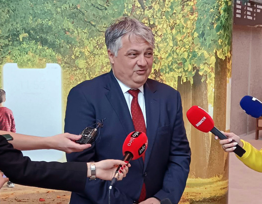 Lučić: Kampanjom podižemo svest najmlađih o pravilnoj upotrebi novih tehnologija