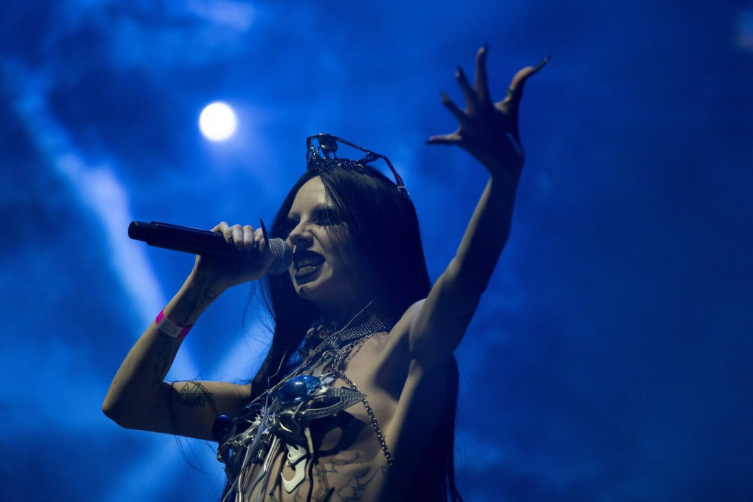 Predstavnica Irske na „Evroviziji 2024" kroz suze ispsovala organizatore šoua: Bilo je jezivo!