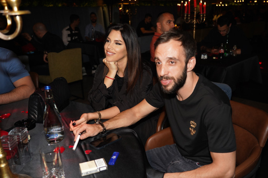 "Plaćala sam muškarcima sve i svašta" Kaja se udavala četiri puta, a o bivšima šokirala: Sve sam legalizovala!