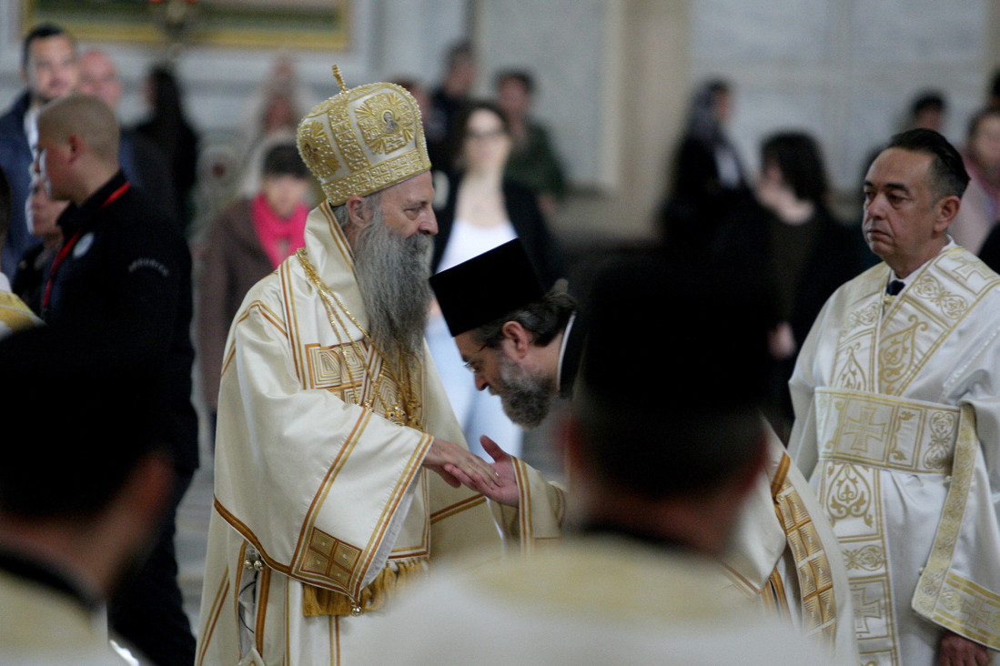 Počinje Sabor Srpske pravoslavne crkve: Patrijarh Porfirije sa vladikama u Hramu Svetog Save (FOTO)