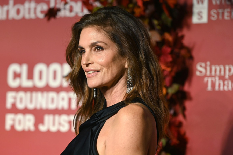 Sindi Kraford progovorila o velikoj porodičnoj tragediji: Sestre i ja smo mislile da bi bilo bolje da je preminula jedna od nas!