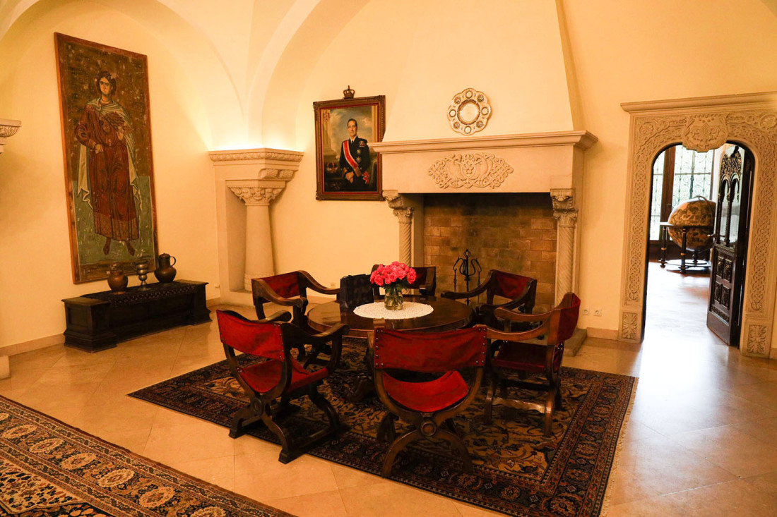 Danas otvorena turistička sezona na Dvorskom kompleksu: Pogledajte kako izgledaju kraljevske odaje izbliza (FOTO)