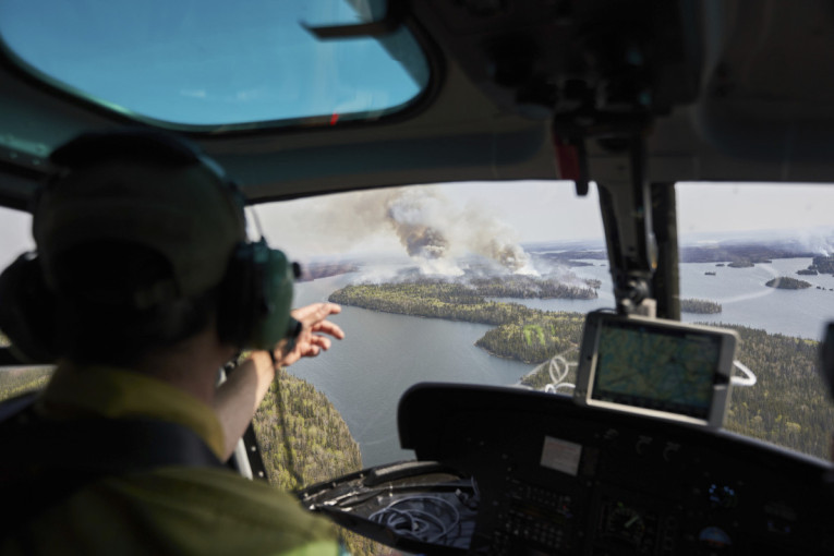 Besne šumski požari velikih razmera u Kanadi, najavljena masovna evakuacija (FOTO)