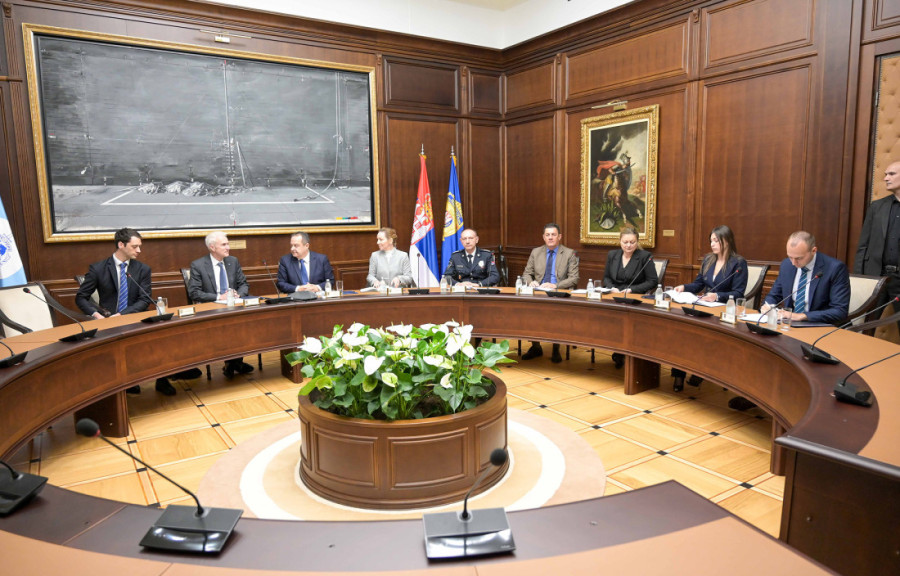 Ministar Dačić se sastao sa generalnim sekretarom Interpola