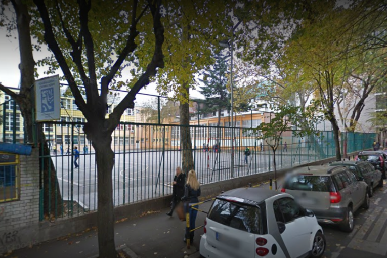 Sudar dva kamiona u Novom Sadu! Iz jednog curi tečnost, vatrogasci na terenu