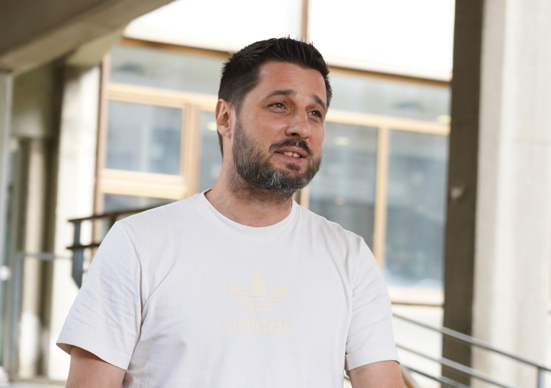 Svi ratovi Lune i Marka sa komšijama: I kad nisu kod kuće imaju problema, a i nadležni su morali da odreaguju!