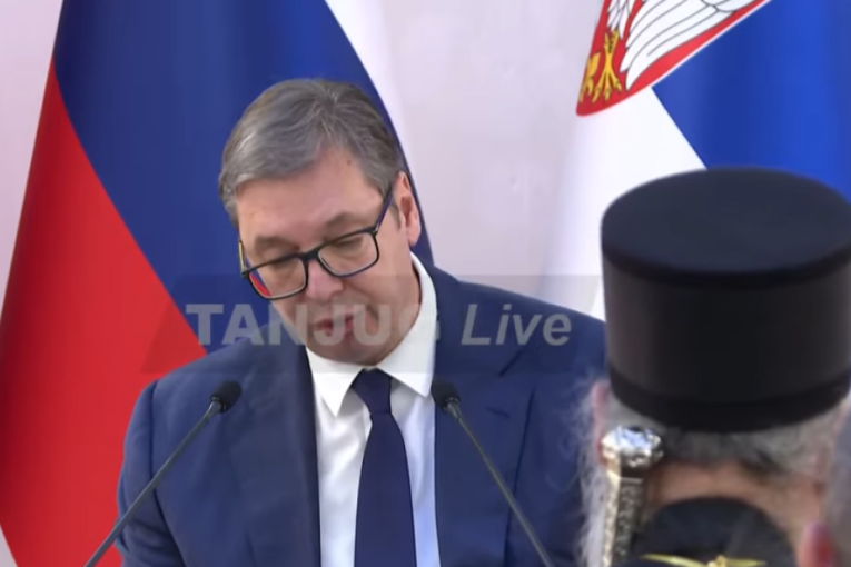 Predsednik Vučić u Ruskom domu o atentatu na Fica: Svi zajedno da se molimo za našeg prijatelja i brata!