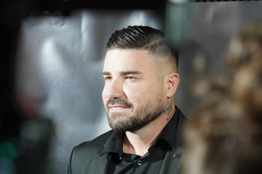 Sandra Afrika pobesnela na kolegu: Krenuo je da me poljubi, on je lud! (VIDEO)