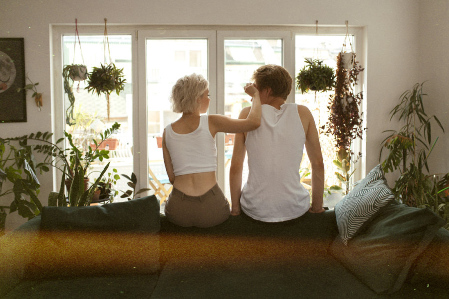 Četiri psihološka trika za momentalno povezivanje: Kako da osvojite pažnju nekog ko vam se dopada