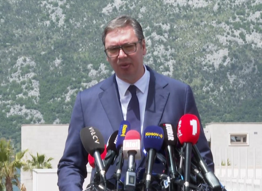Vučić u Kotoru: Za nas sloboda nema cenu, ponosan sam na činjenicu da Srbija može da se suprotstavi uzdignute glave!