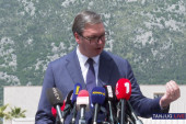 Vučić u Kotoru: Moramo da uvozimo radnike iz sveta, rast možda i 3.8%