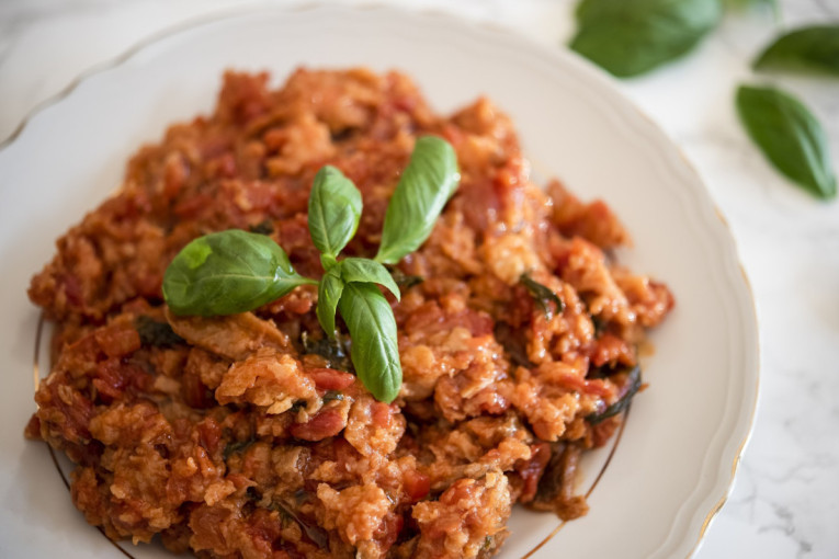 Recept dana: Italijanska popara, da stari hleb dobije još jednu šansu i bogovski vas nahrani (VIDEO)