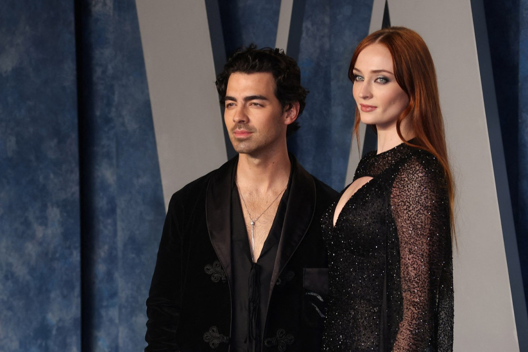 "To su bili najgori dani u mom životu"! Zvezda "Igre prestola" o razvodu od muzičara: Zbog dece sam osećala krivicu