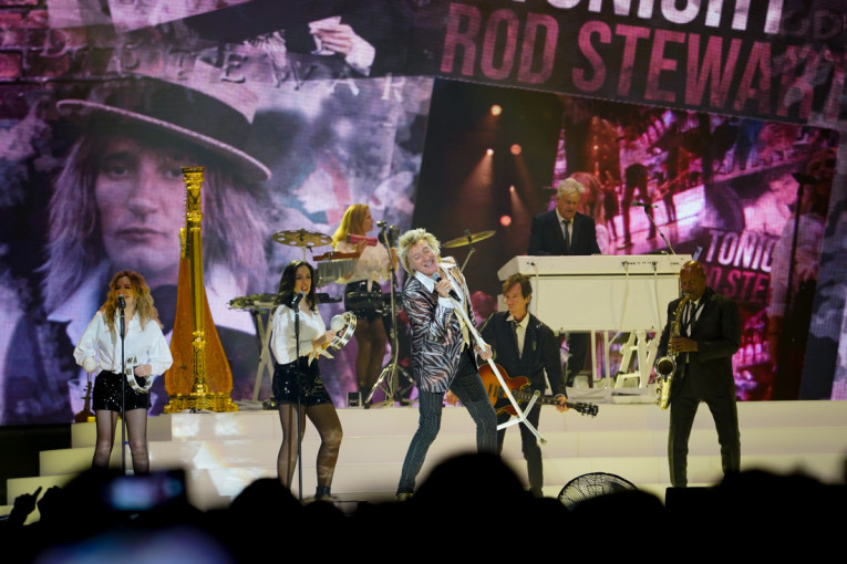 Rod Stjuart održao spektakularni koncert u Beogradu: Noć za pamćenje (FOTO)