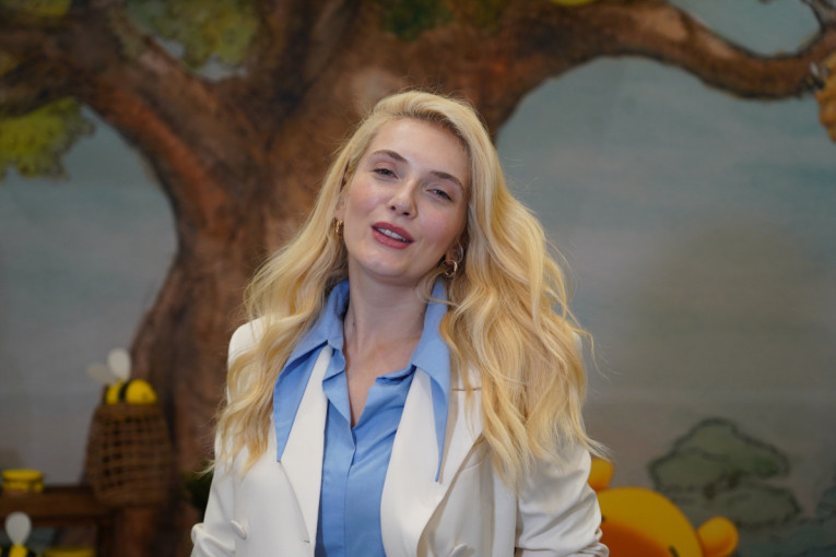 "Ulaze u brak iz koristi!" Nikolina Kovač razvezala jezik o kolegama i prevari!