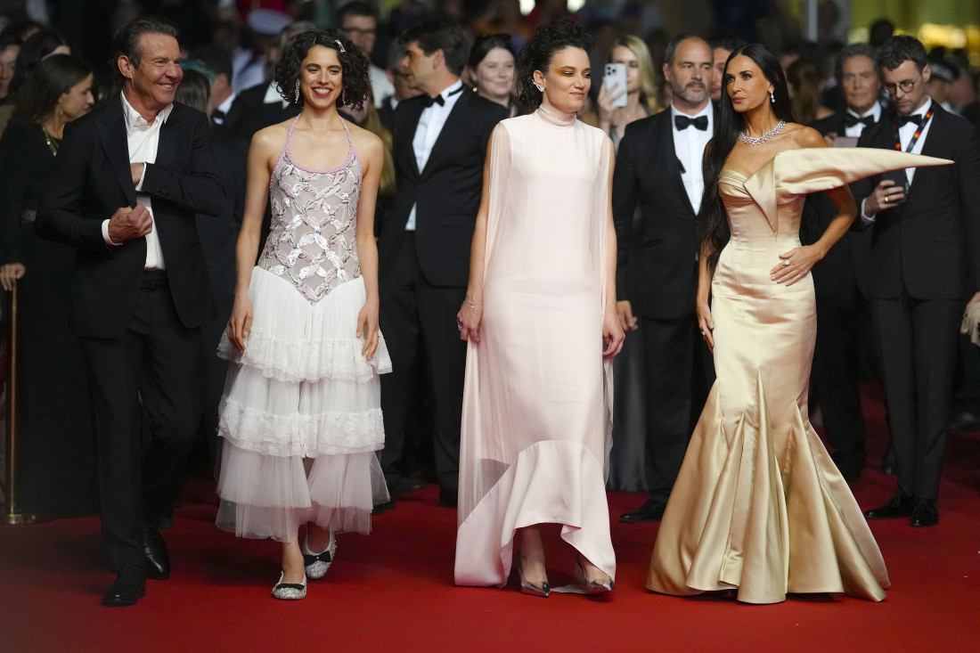 Šokantan horor sa Demi Mur izazvao potres u Kanu: Prekriven krvlju i iščupanih zuba, nije za one sa slabim srcem (FOTO/VIDEO)