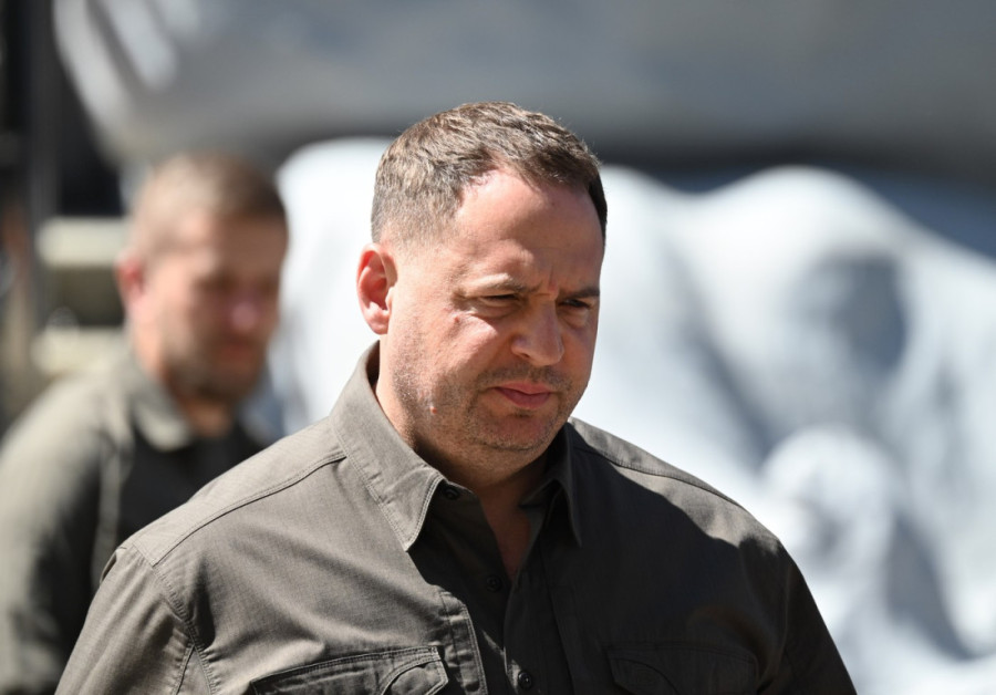 Senka Zelenskog ili vladar iz senke: Ko je Andrij Jermak, najmoćniji čovek u Kijevu?