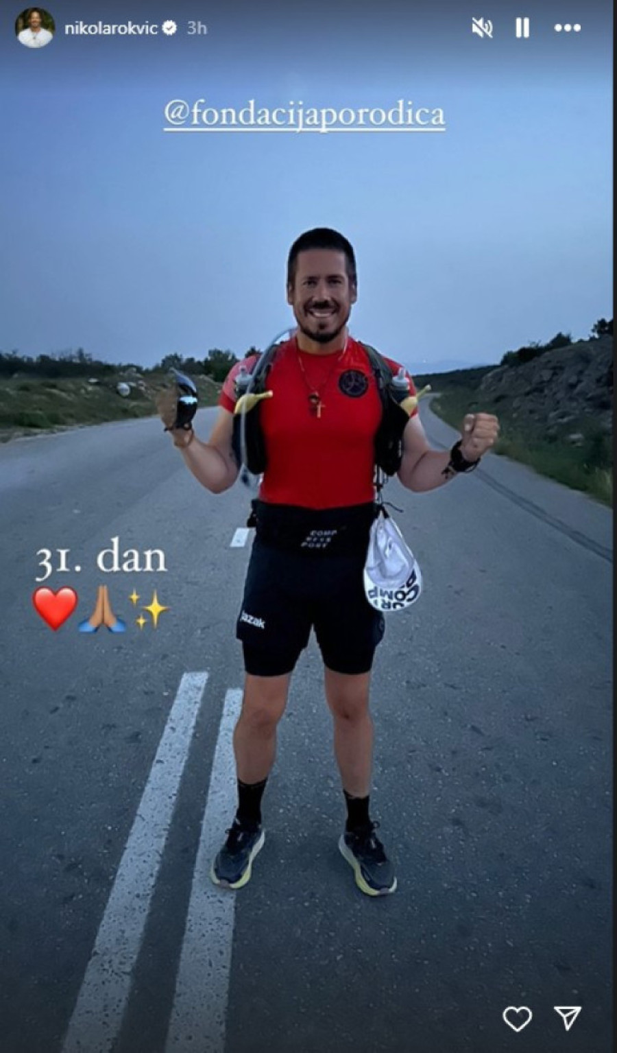 Nikola Rokvić danas stiže u Eginu, a tamo je već neko njemu jako bitan: Tiho iščekivanje!