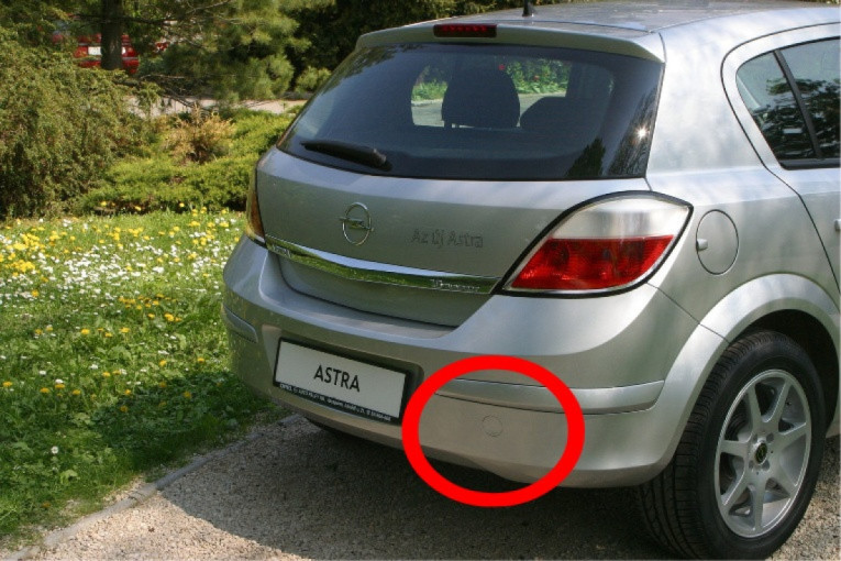 EU propisi: Znate li čemu služe minijaturni poklopci na prednjoj i zadnjoj strani auta