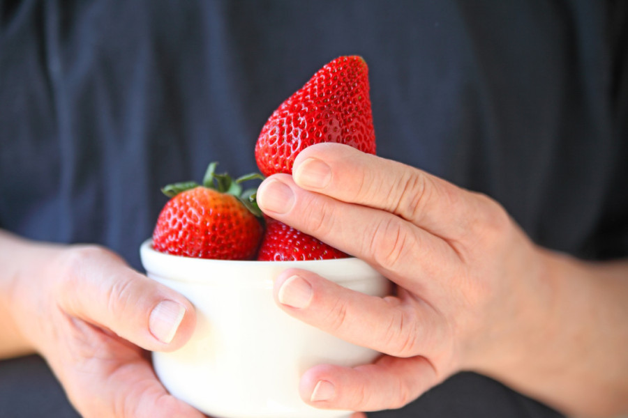 Jagode vam nisu dovoljno slatke? Ne bacajte ih, uz ovaj trik će za samo pet minuta postati neodoljive