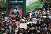 Sahranjen predsednik Irana! Pogrebu Ebrahima Raisija prisustvovalo tri miliona ljudi (VIDEO)
