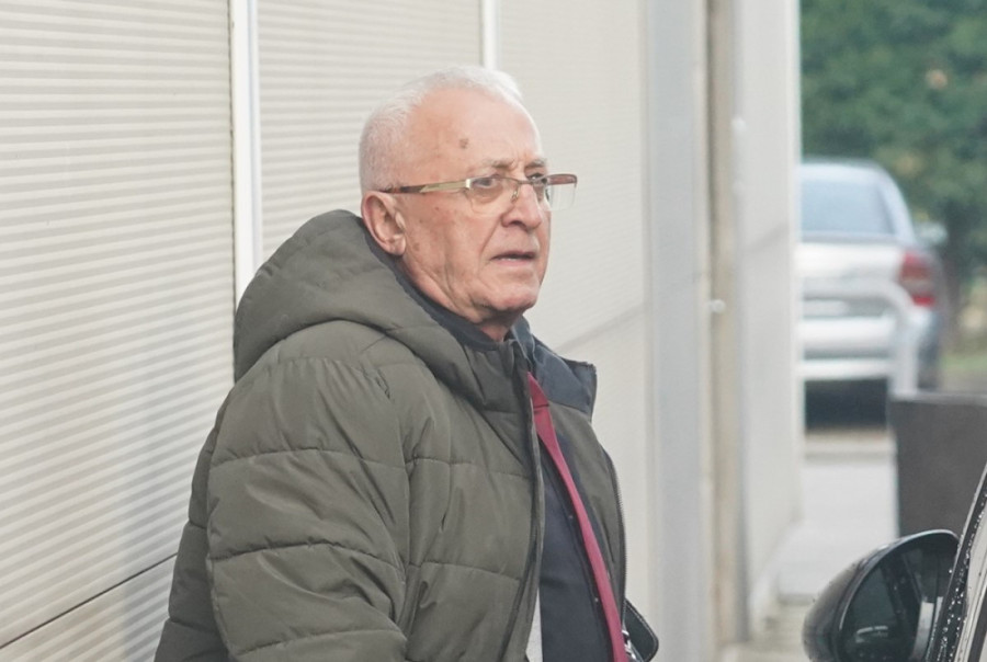 Era Ojdanić prodaje drva! Pevač batalio estradu, posvetio se domaćinstvu