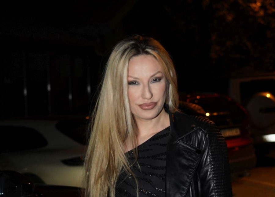 "Sve bih trpela samo da me neko voli!" Rada Manojlović progovorila o ljubavi, pa šokirala izjavom