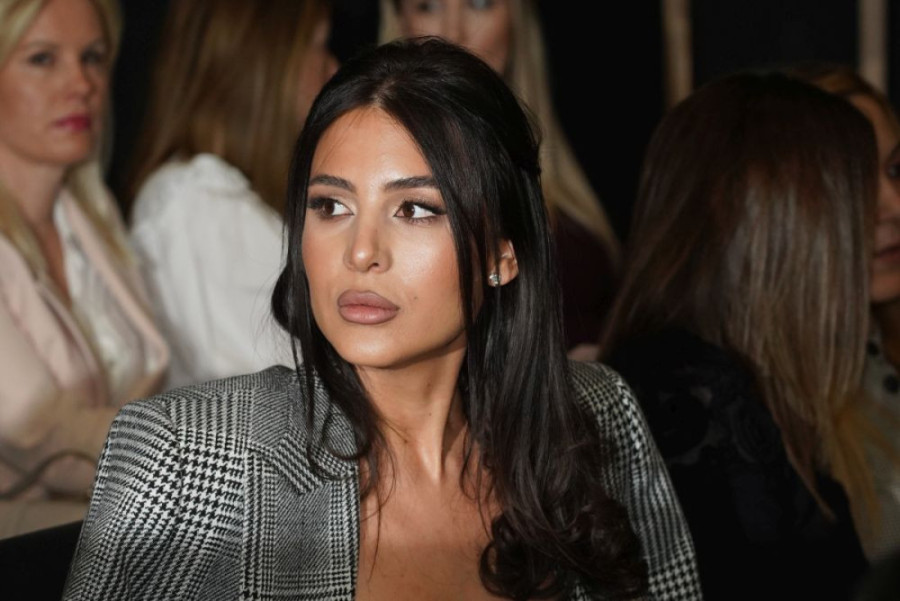 Pevačica pokazala kako izgleda 12 dana posle porođaja, pa sve zapanjila: Ljudi u neverici! (FOTO)
