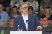 Vučić na mitingu u Čačku: Ako ne budemo imali dece, džabe sve radimo