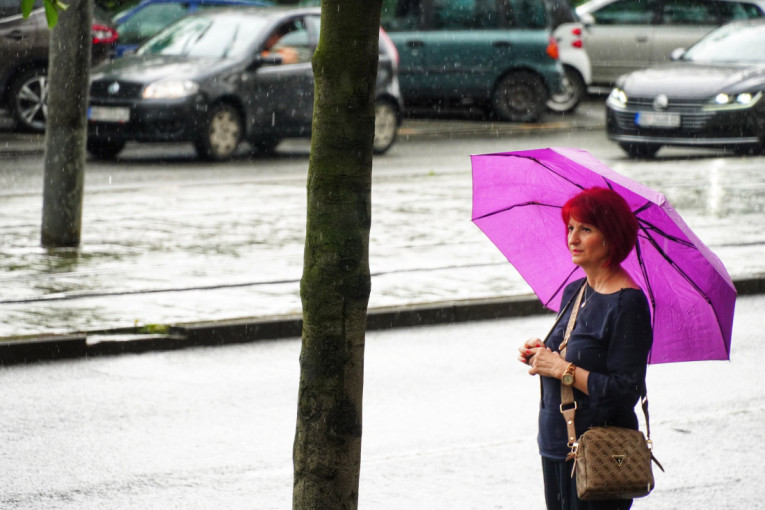 RHMZ najavio kišu i lokalne plјuskove, evo koje delove Srbije će pogoditi