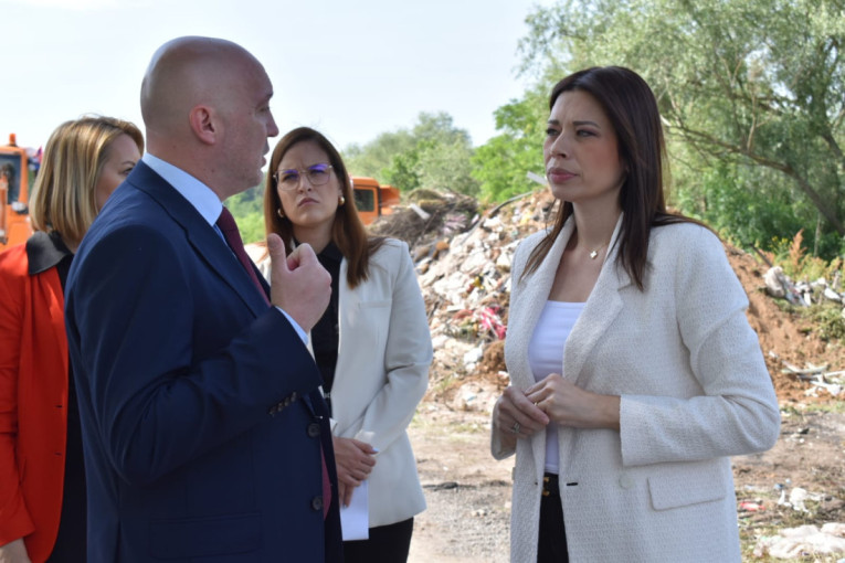 Ministarka Vujović u Nišu: Nastavićemo da odvajamo sredstva i čistimo divlje deponije širom Srbije